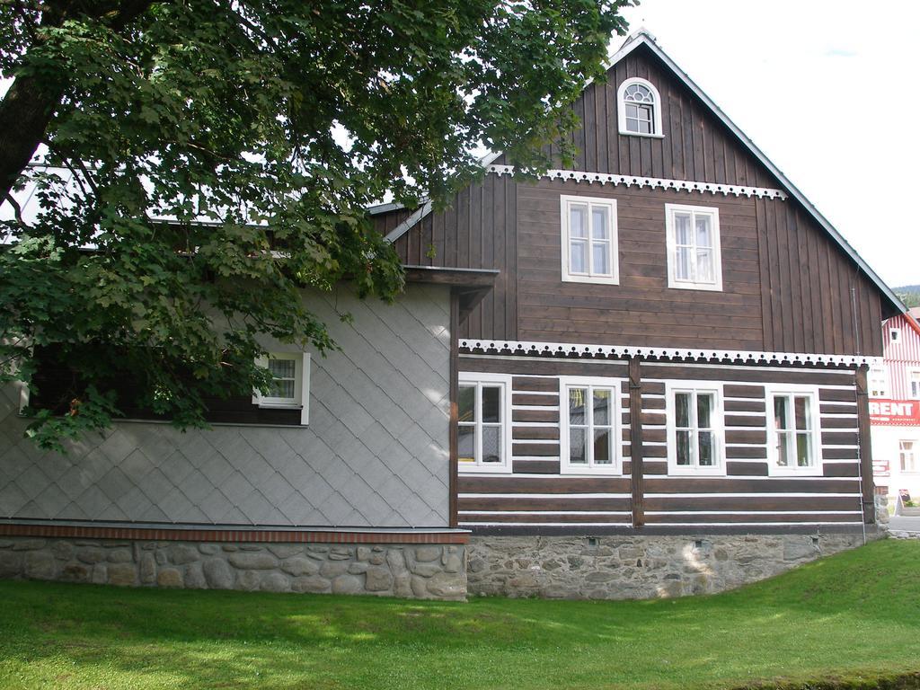 Pecka Penzion Pec pod Snezkou Luaran gambar